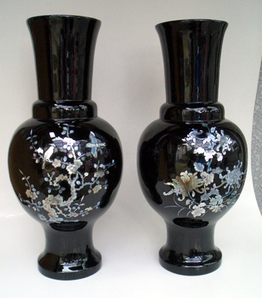 漆アート作品：木製螺鈿（ラデン）飾り花瓶